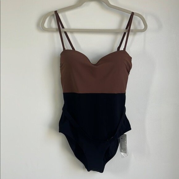 JETS Versa Bandeau One Piece Swimsuit - 8 (with removable straps) - Picture 2 of 6